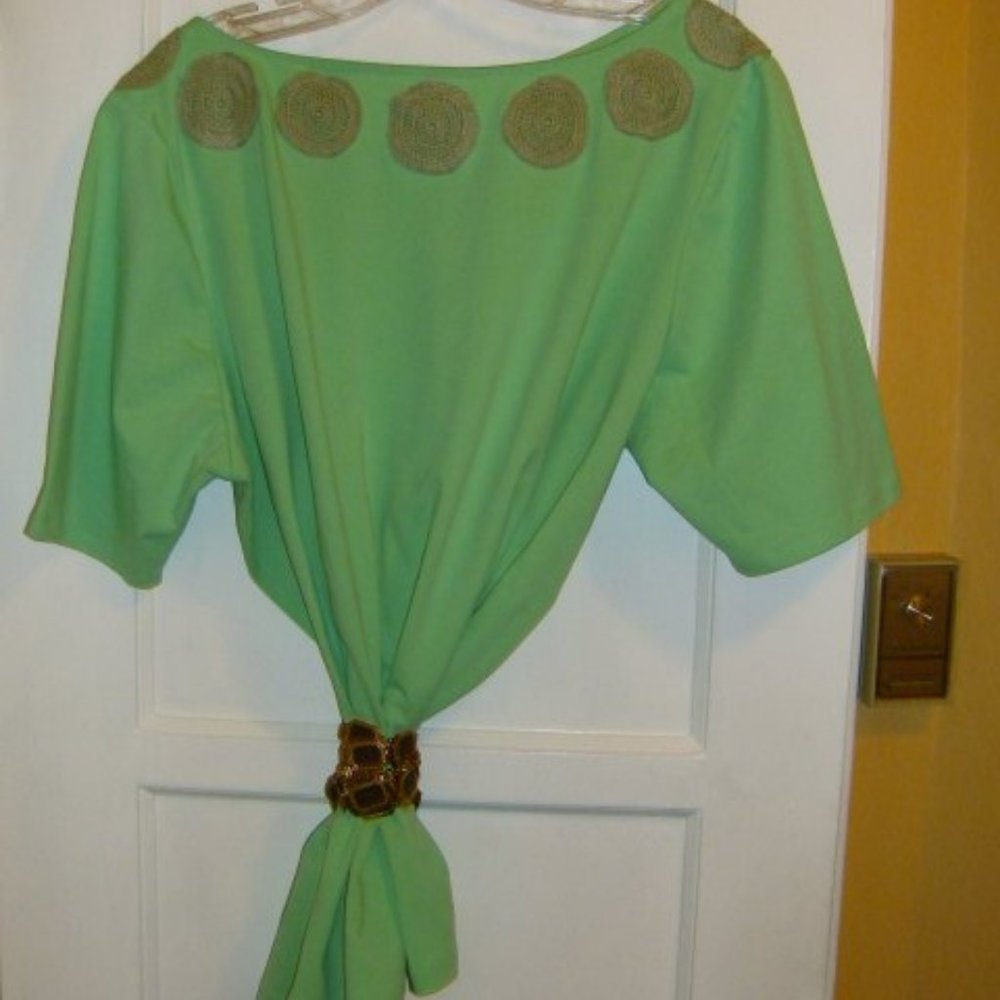 Women's Embellished Boat neck t-shirt Green XL